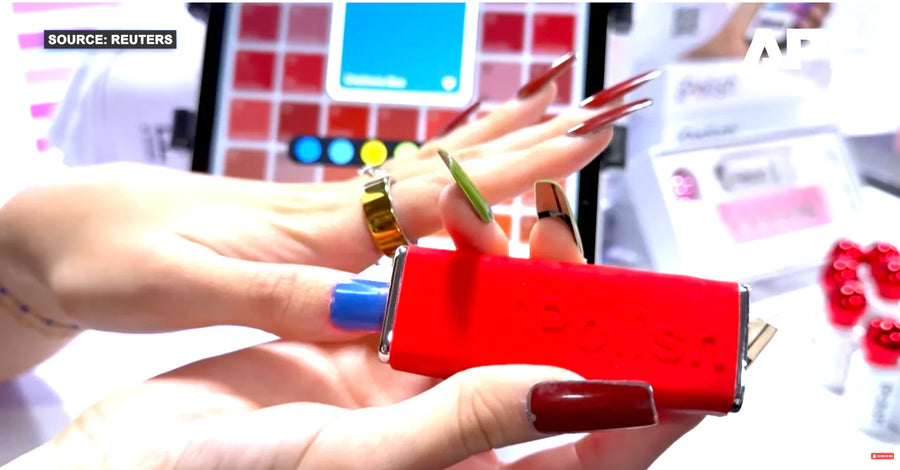 Ipolish Smart nails change color